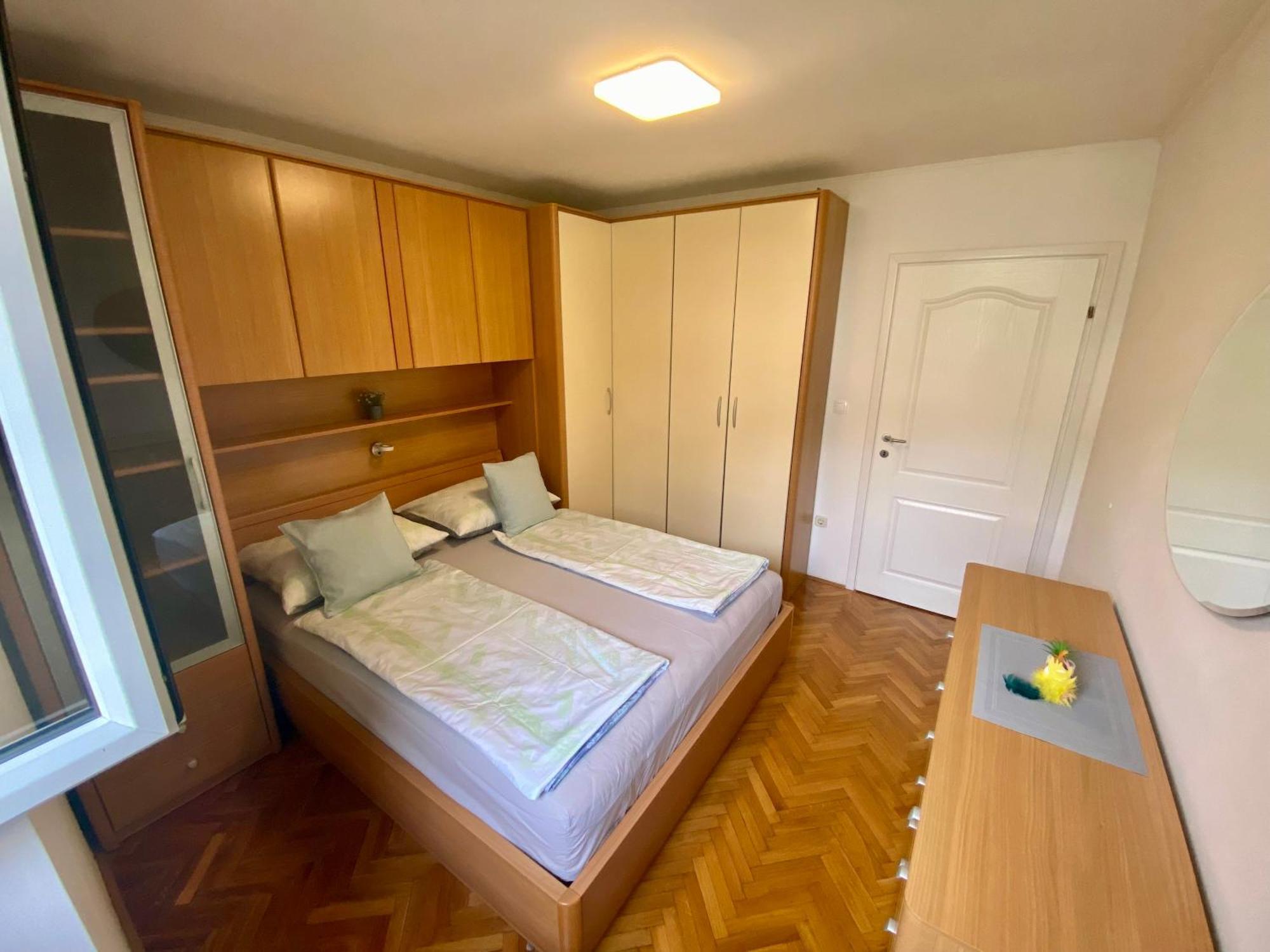 Apartment Simon - Old Stone Charm, Central Bol Life ภายนอก รูปภาพ